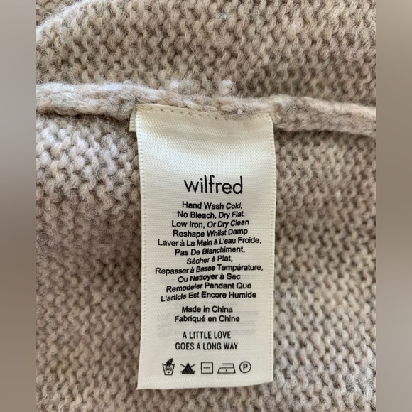 Aritzia Cropped Wool and Cashmere Sweater - Picture 6 of 6